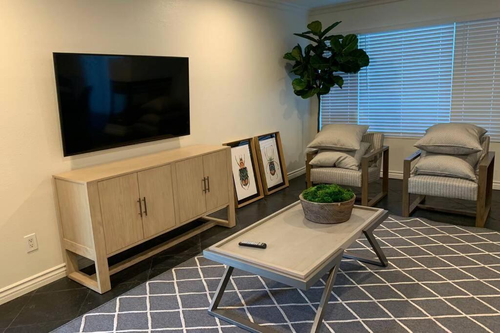City Center Villa - Pool, Patio & Close To Beach! Huntington Beach Exterior foto