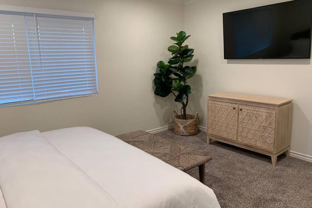 City Center Villa - Pool, Patio & Close To Beach! Huntington Beach Exterior foto